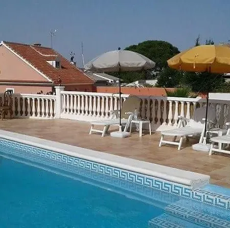 Bed & Breakfast Chez L'habitant Alhaurin 2*