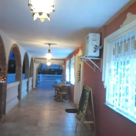 Bed & Breakfast Chez L'habitant Alhaurin 2*
