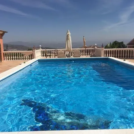 Bed & Breakfast Chez L'habitant Alhaurin 2*